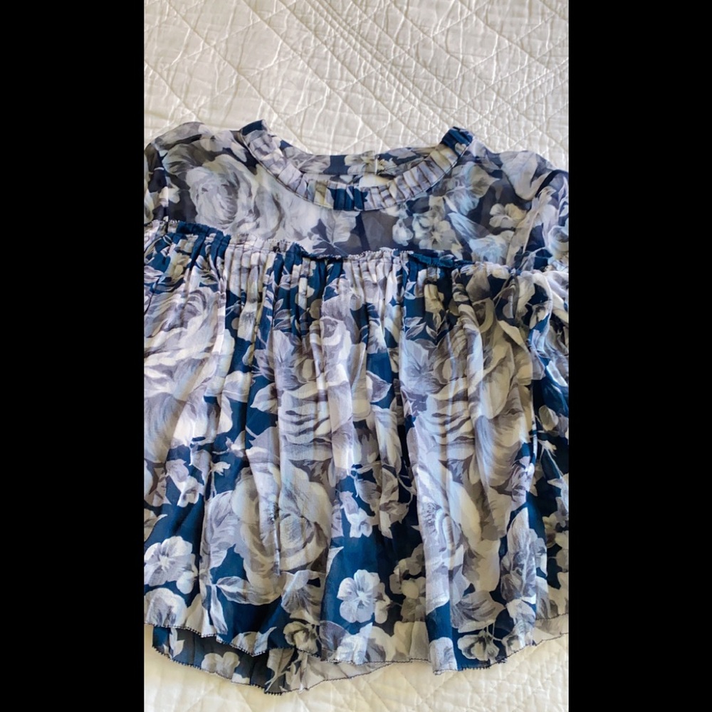 INTERMIX FLORAL BLOUSE